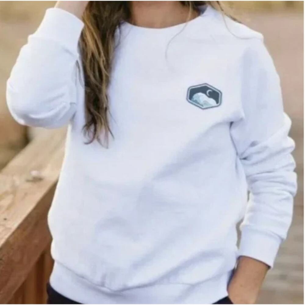 Zyia Active Sweater Size S Mountain Moon Embroidered Patch Crewneck Sweatshirt